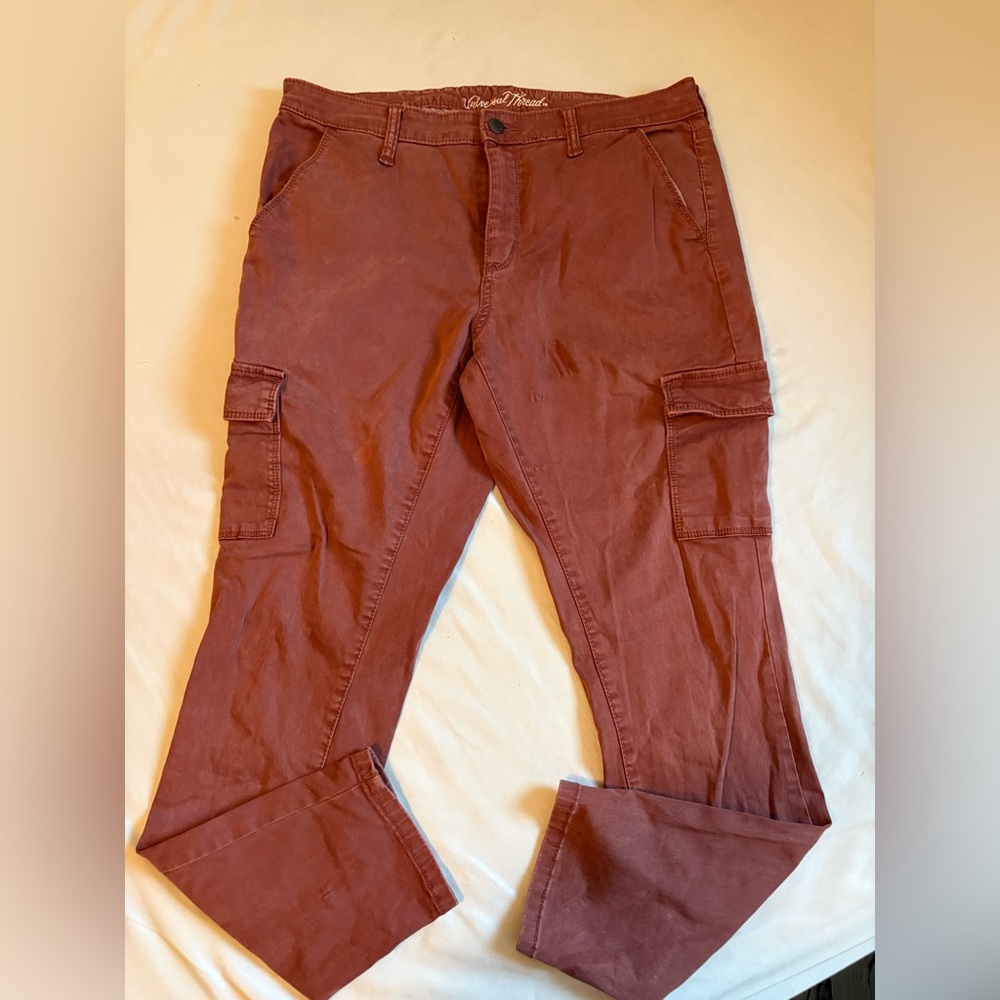 Universal Thread women’s  Cargo Pants in Rust